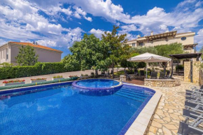 Villa Haya with heated pool